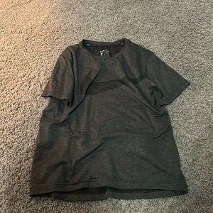 Boys YL Nike tee